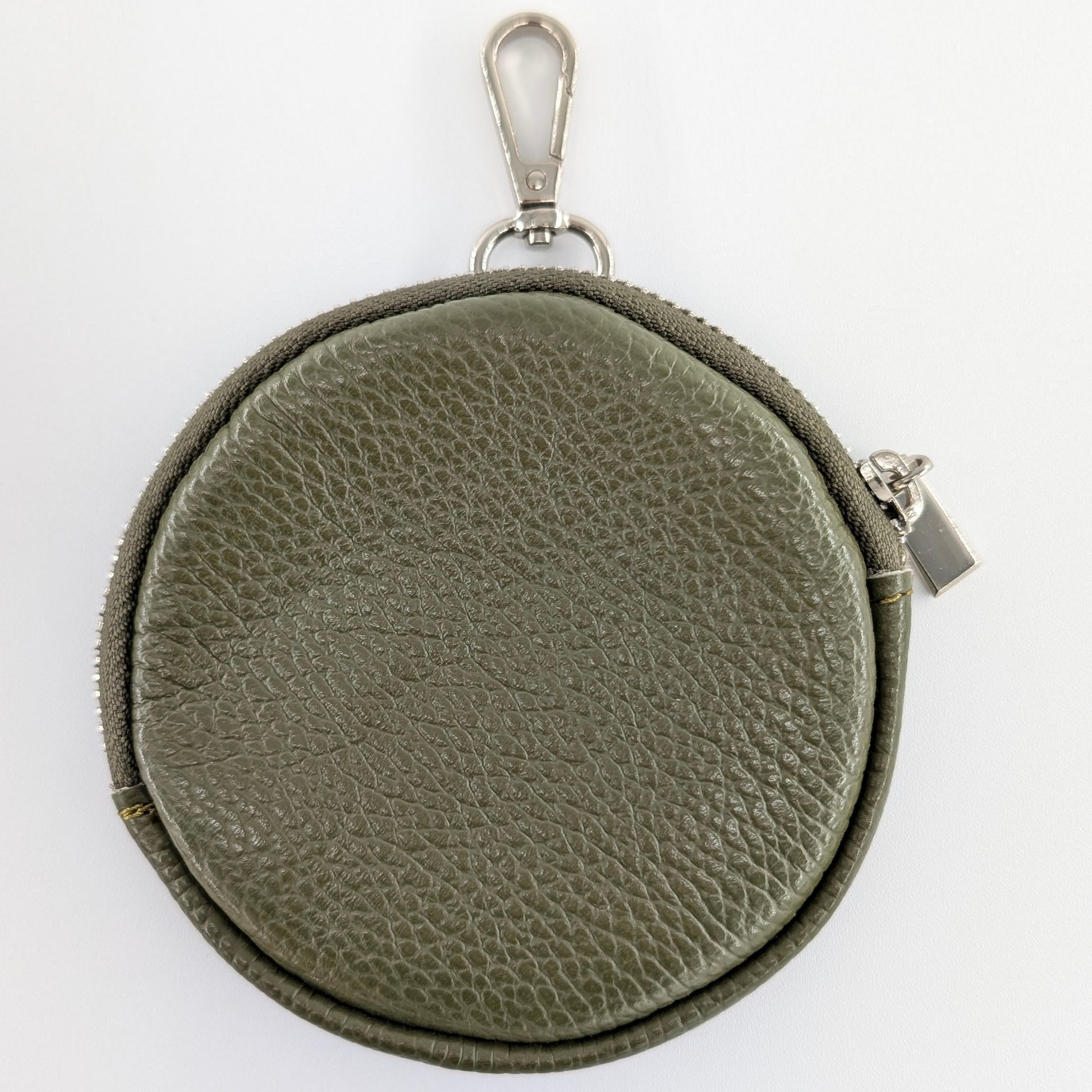  olivgrünen  kleines Täschchen aus Leder